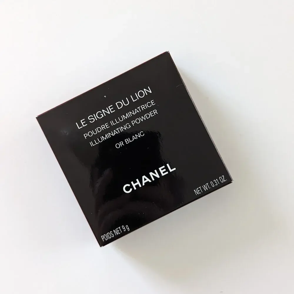 RARE Chanel Le Signe Du Lion Illuminating Powder Or Blanc (full size) - Picture 8 of 9